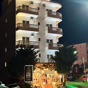 https://hotel-driloni-ksamil.albaniahotels.org